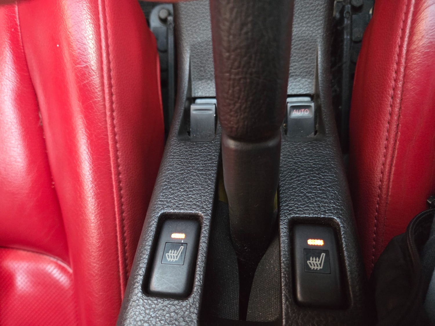 Used Daihatsu Copen 2003 for sale - 76896493: Photo 17