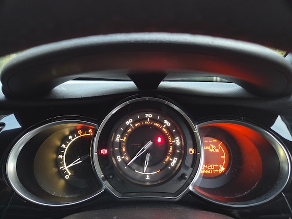 Used Citroen DS3 2010 for sale - 76212200: Photo 13