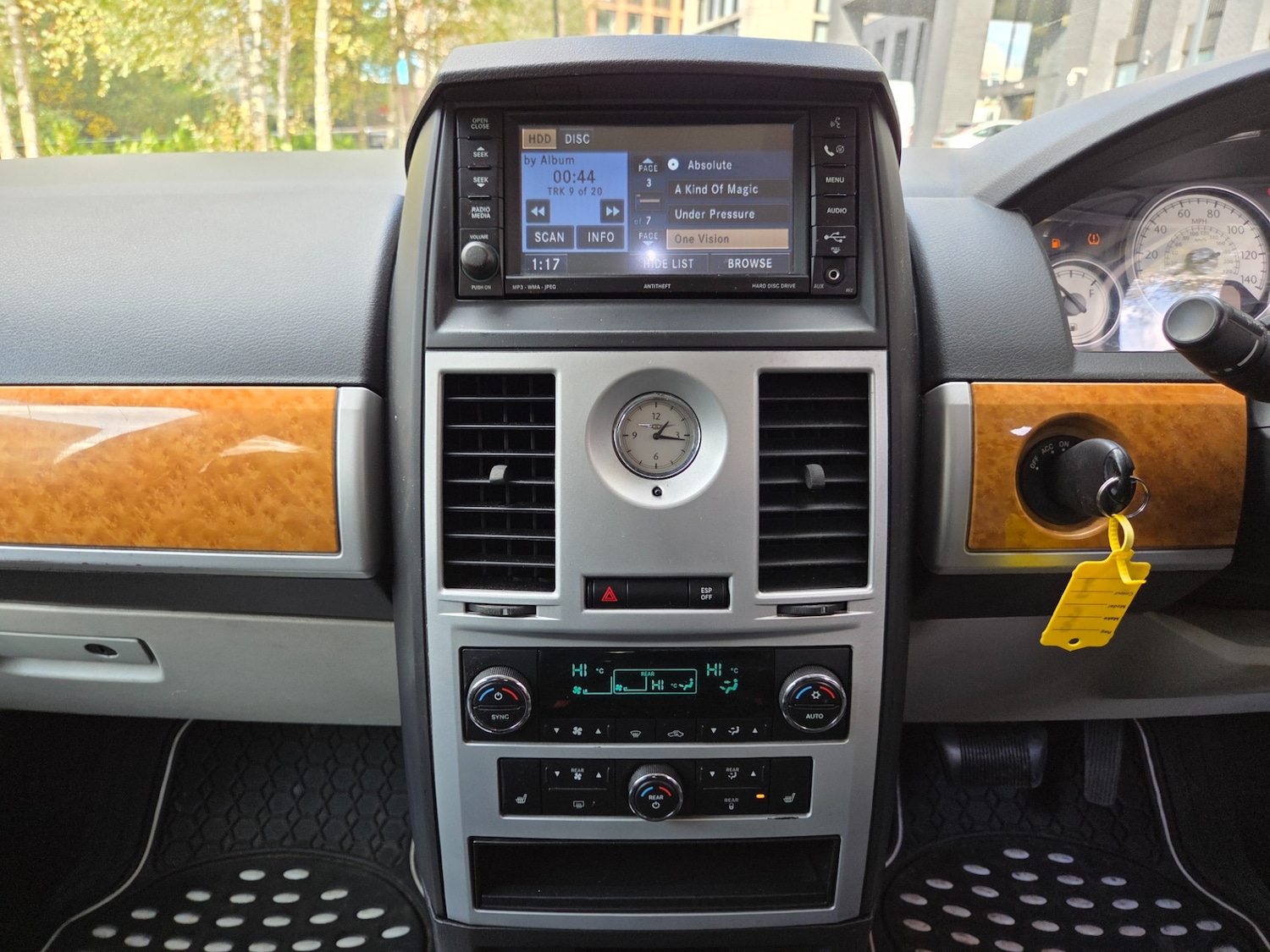 Used Chrysler Grand Voyager 2009 for sale - 76358295: Photo 17