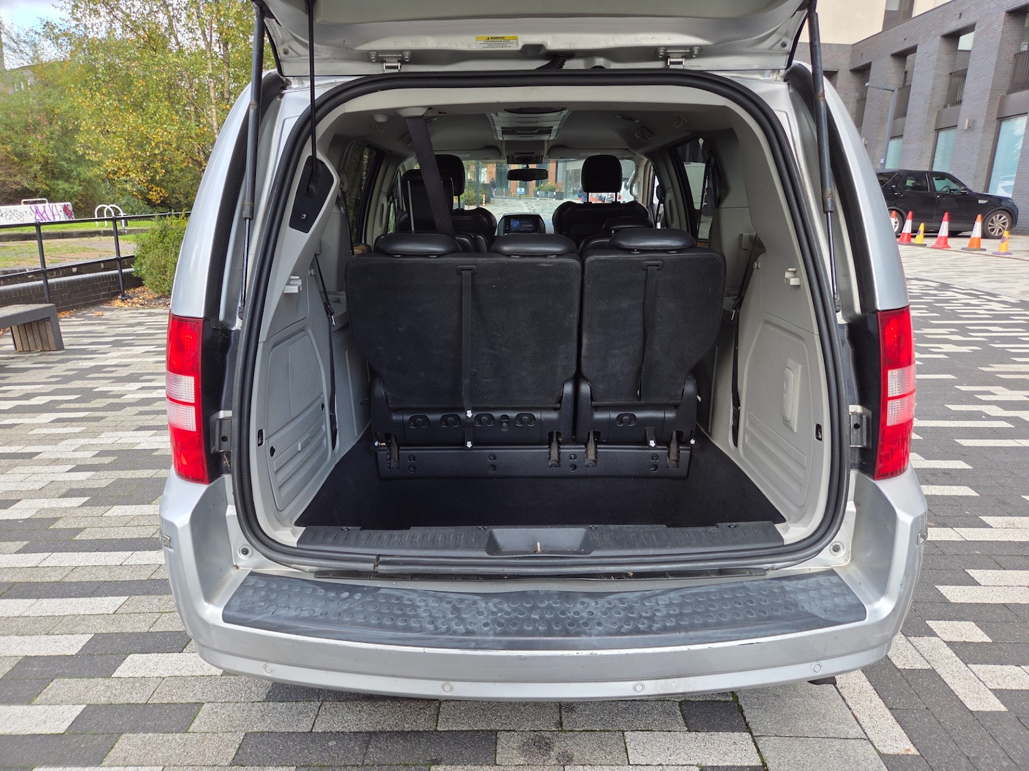 Used Chrysler Grand Voyager 2009 for sale - 76358295: Photo 7