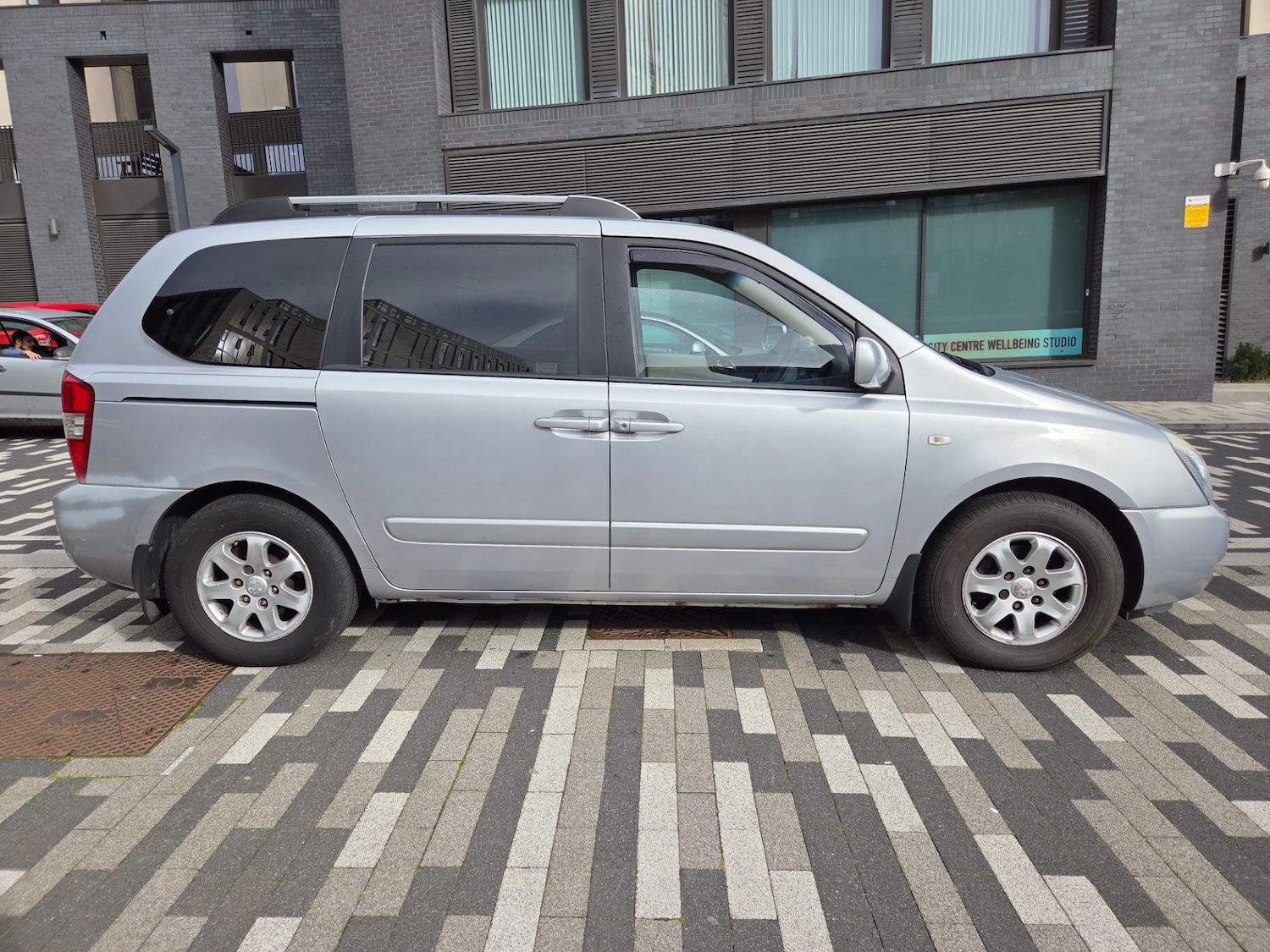 Used Kia Sedona 2007 for sale - 76187357: Photo 18