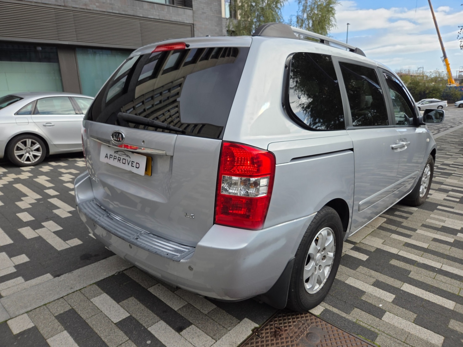 Used Kia Sedona 2007 for sale - 76187357: Photo 3