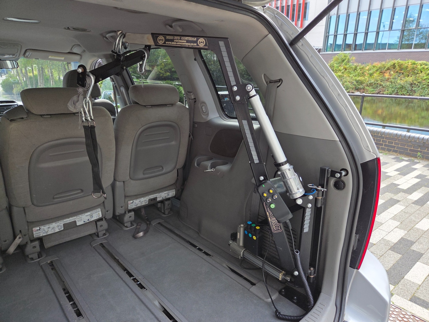 Used Kia Sedona 2007 for sale - 76187357: Photo 6