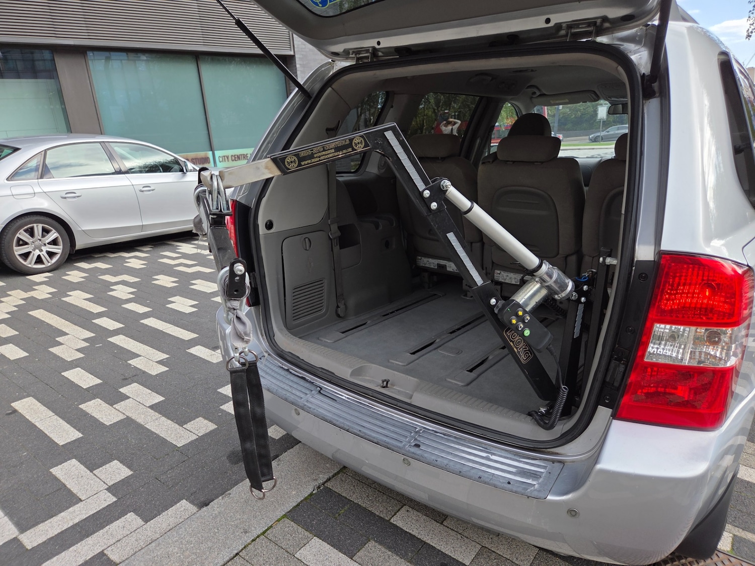 Used Kia Sedona 2007 for sale - 76187357: Photo 7