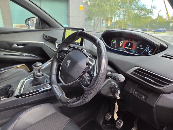Used Peugeot 3008 2017 for sale - 76120515: Photo 10