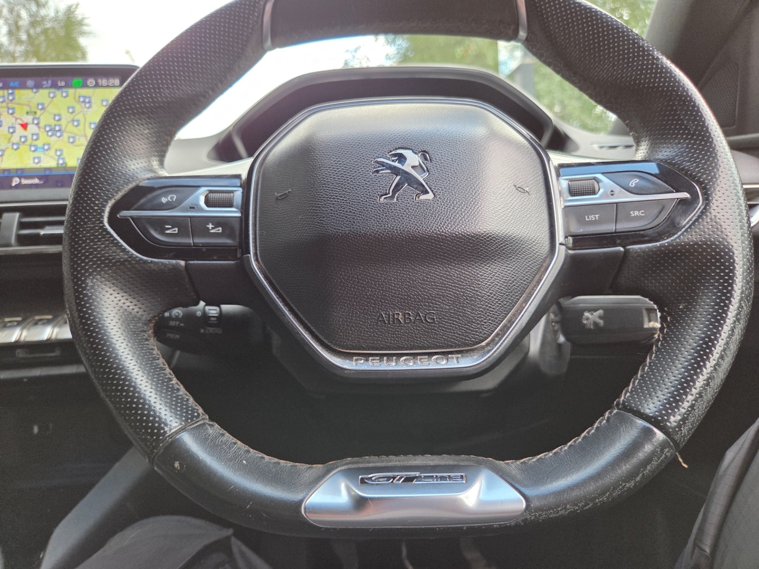 Used Peugeot 3008 2017 for sale - 76120515: Photo 12