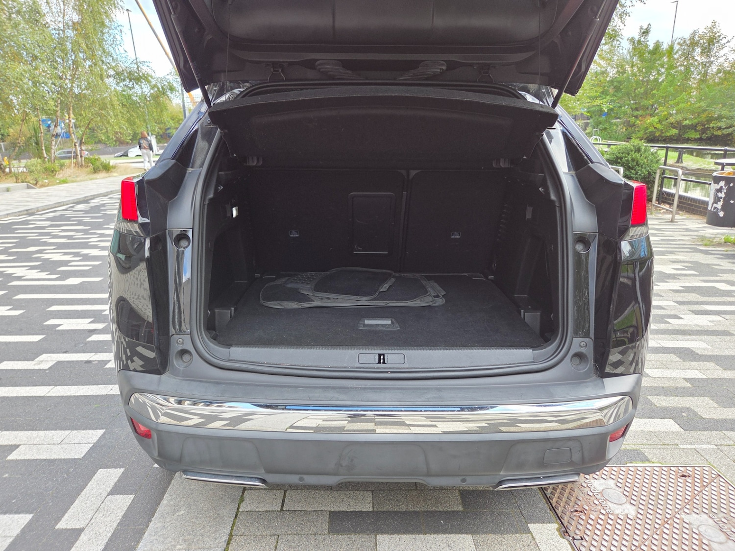 Used Peugeot 3008 2017 for sale - 76120515: Photo 6