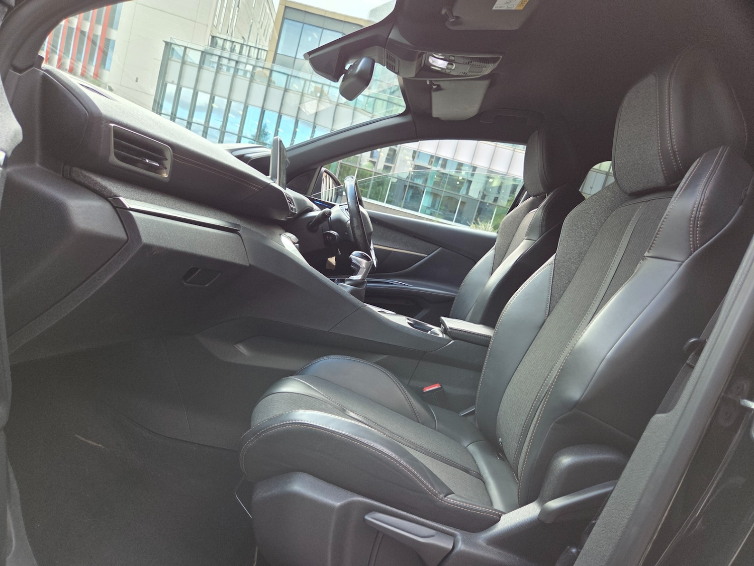 Used Peugeot 3008 2017 for sale - 76120515: Photo 8