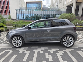 Used Volkswagen Polo 2010 for sale - 78623586: Photo
