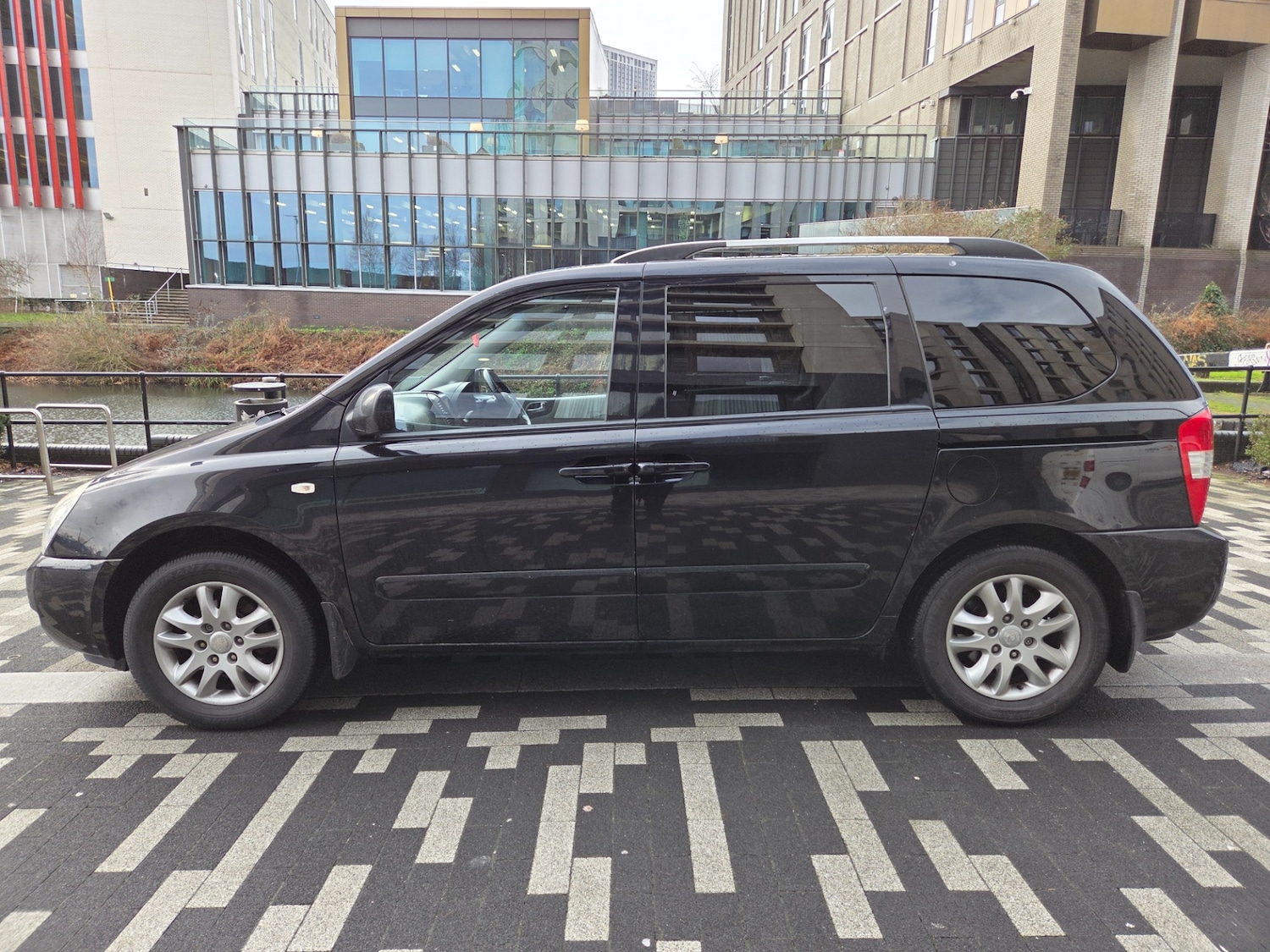 Used Kia Sedona 2010 for sale - 77342767: Photo 17