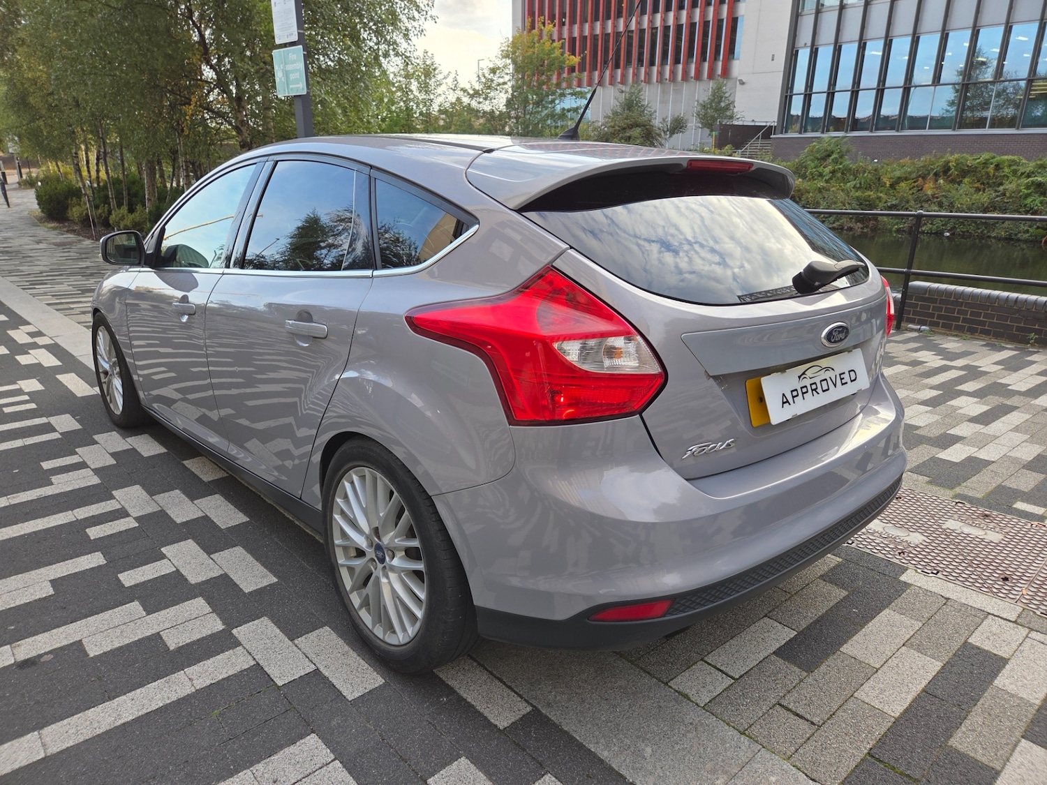 Used Ford Focus 2011 for sale - 76134433: Photo 19