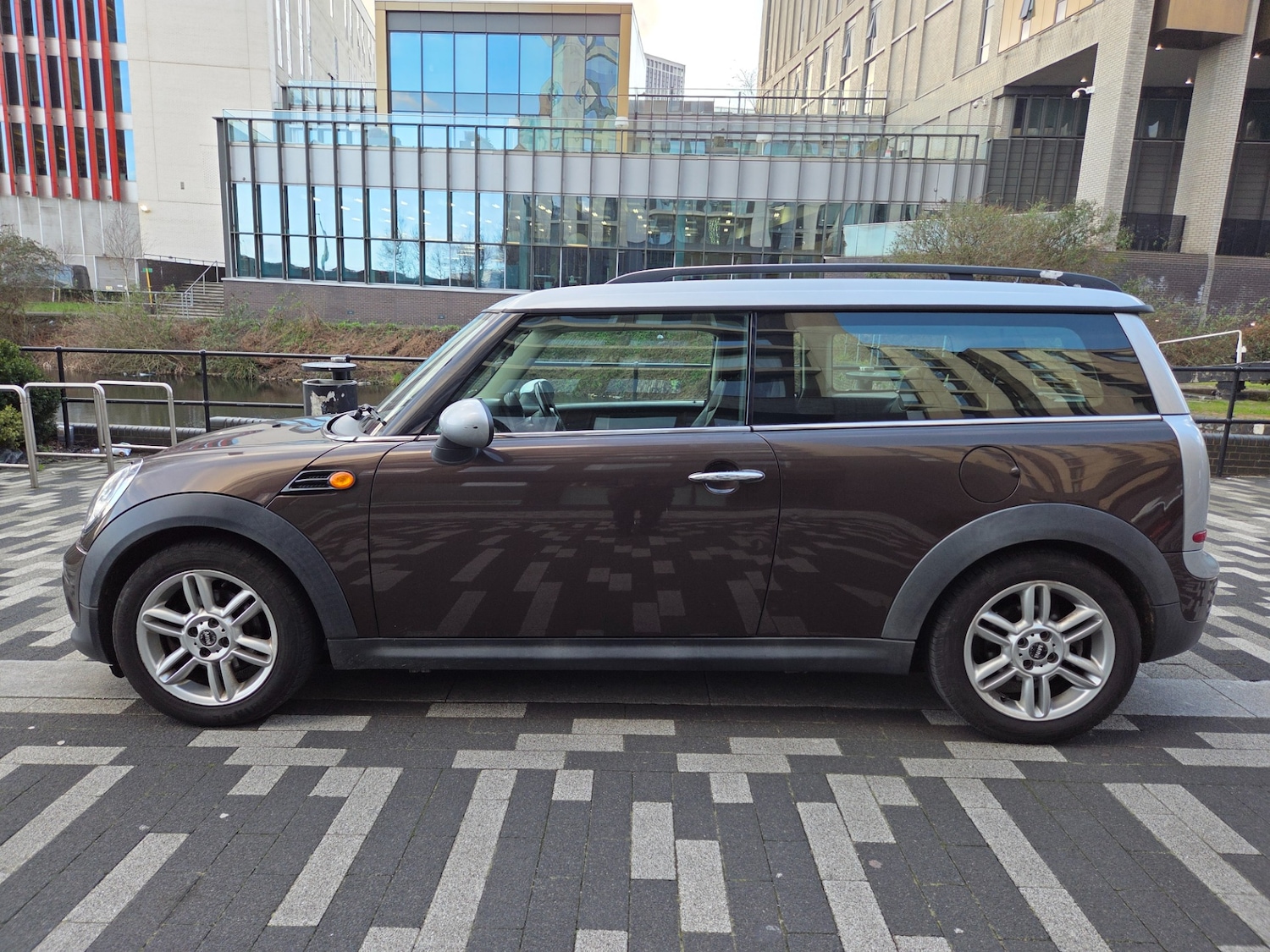 Used MINI Clubman 2011 for sale - 77840124: Photo 2