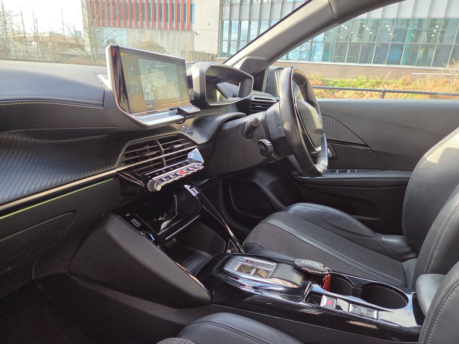 Used Peugeot 208 2022 for sale - 77050515: Photo 9