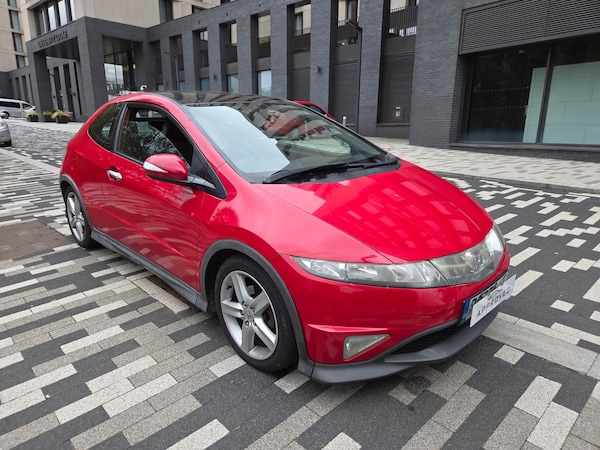Used Honda Civic 2007 for sale - 76195944: Photo 2