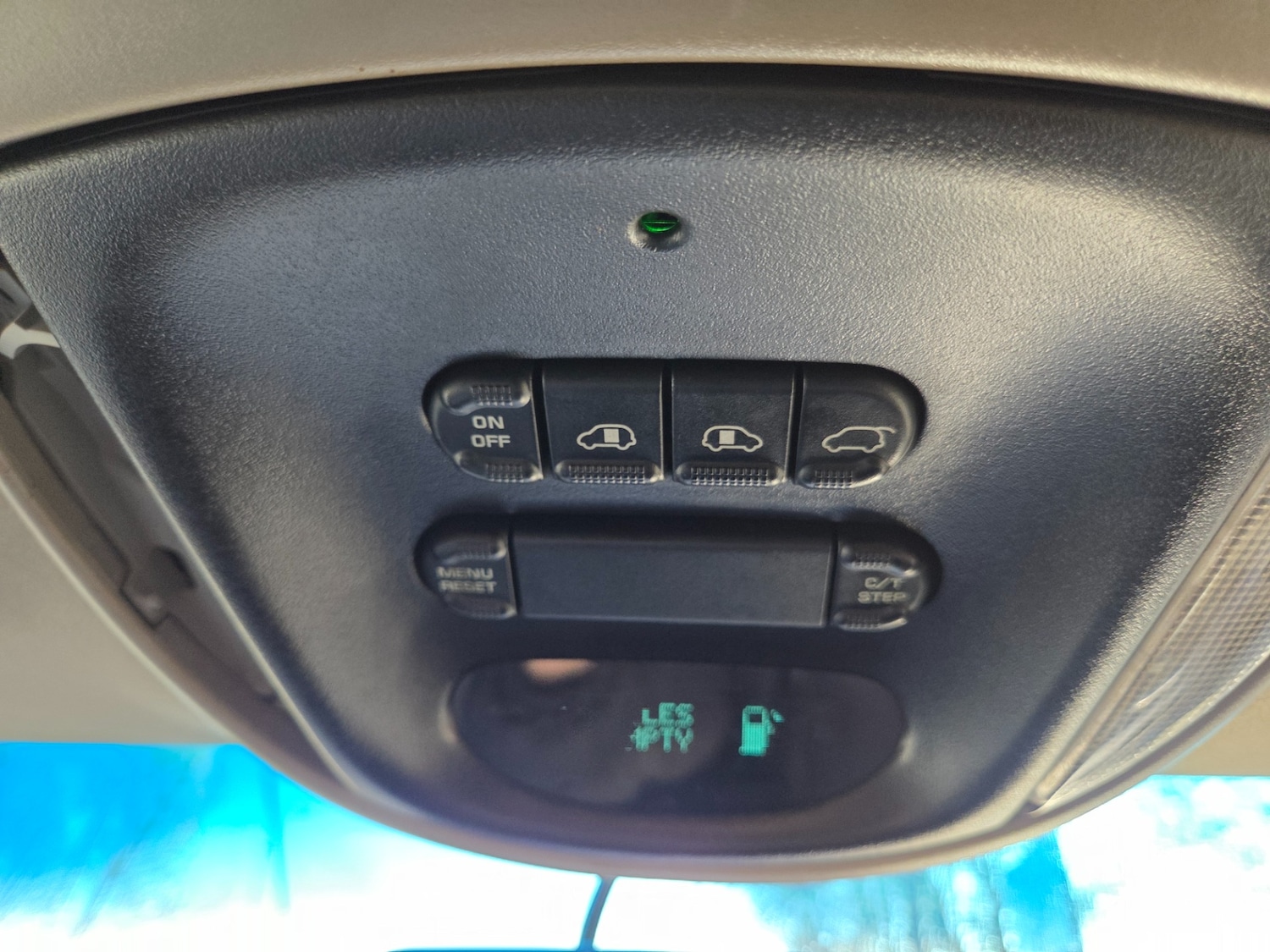 Used Chrysler Grand Voyager 2006 for sale - 77551253: Photo 17