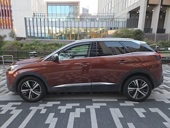 Peugeot - 3008