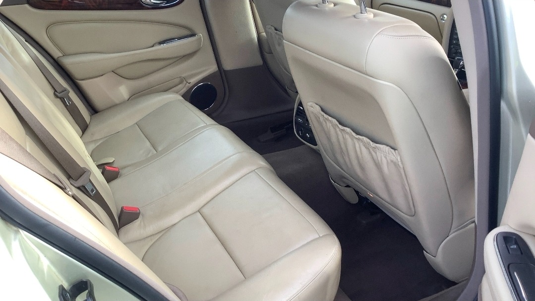 Used Jaguar XJ 2007 for sale - 77738768: Photo 2