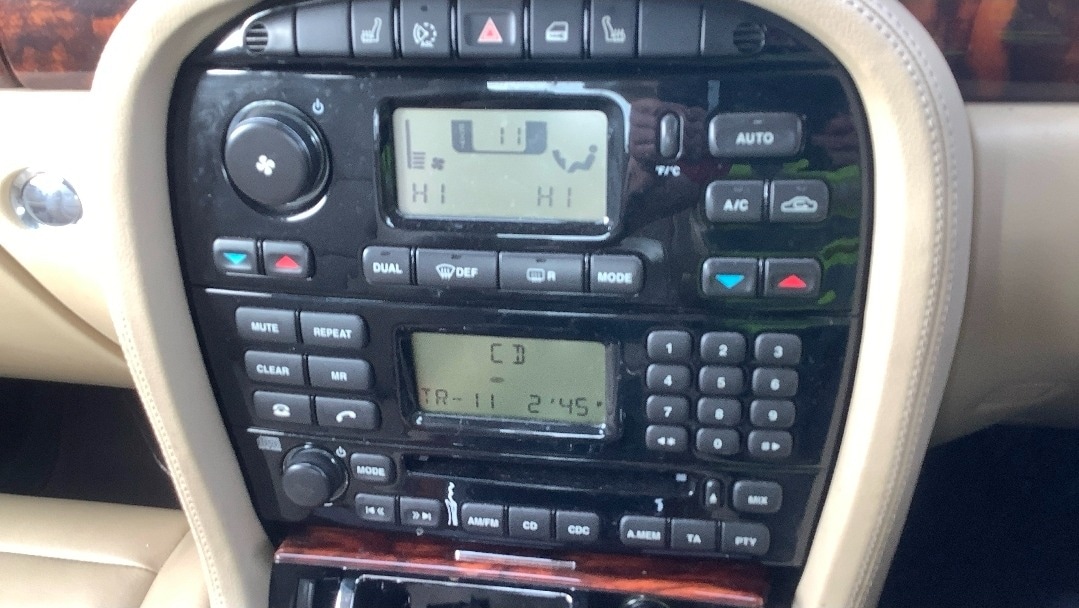 Used Jaguar XJ 2007 for sale - 77738768: Photo 5