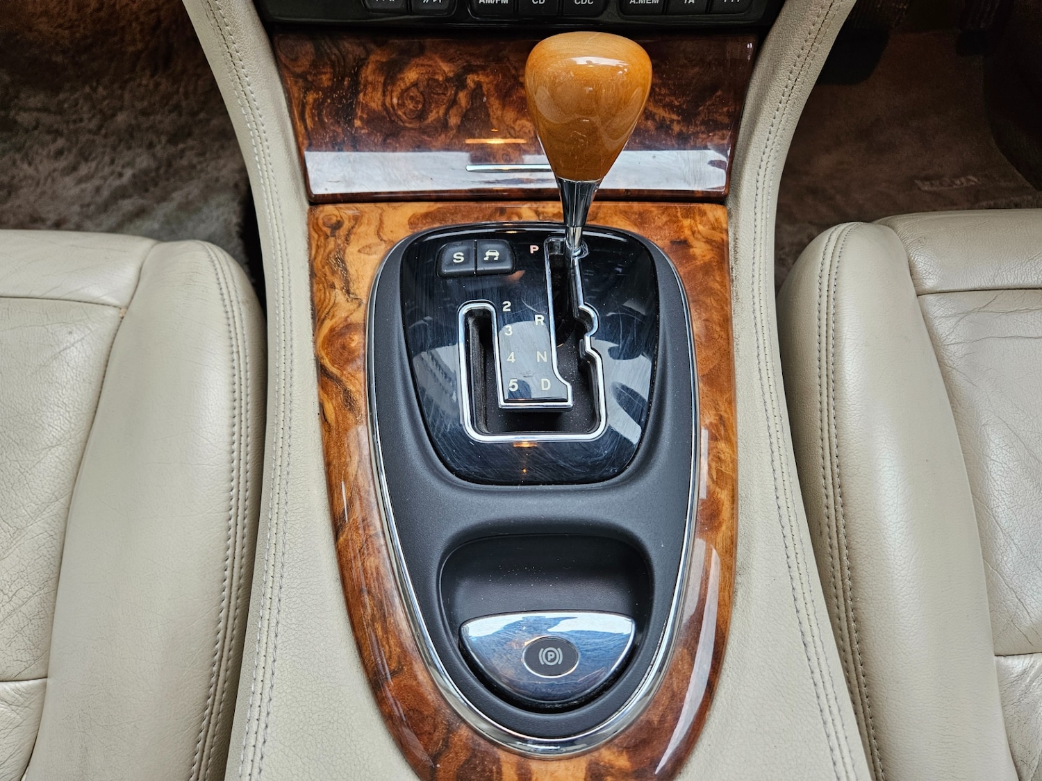 Used Jaguar XJ 2003 for sale - 77826408: Photo 11