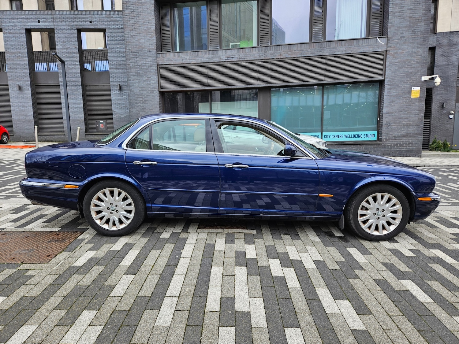 Used Jaguar XJ 2003 for sale - 77826408: Photo 14