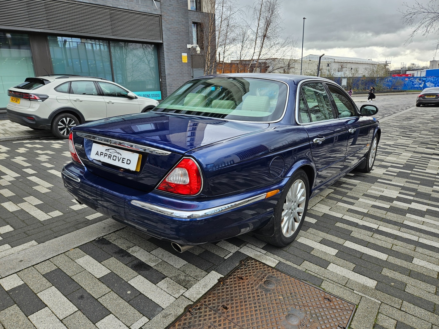 Used Jaguar XJ 2003 for sale - 77826408: Photo 16
