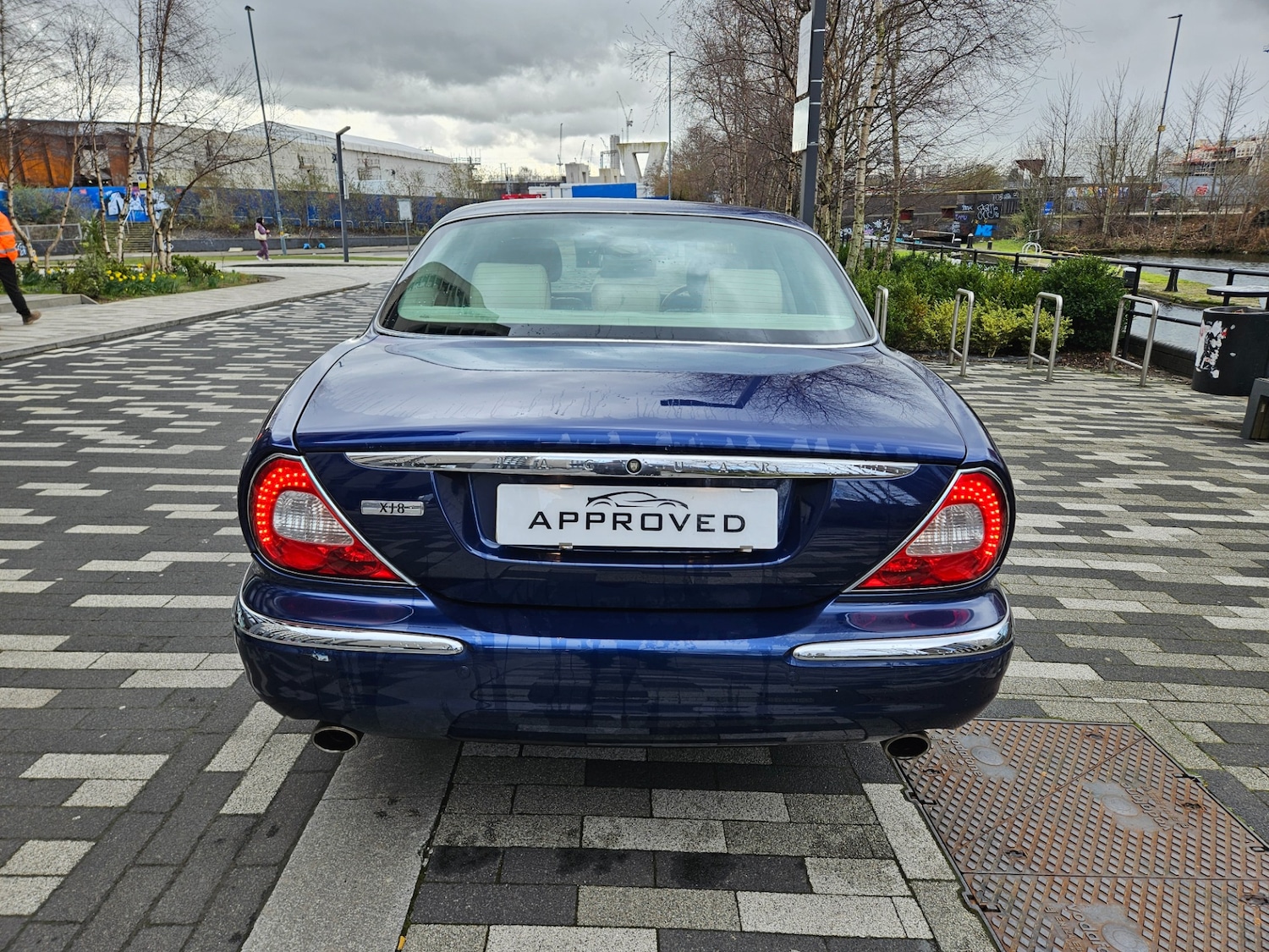 Used Jaguar XJ 2003 for sale - 77826408: Photo 5