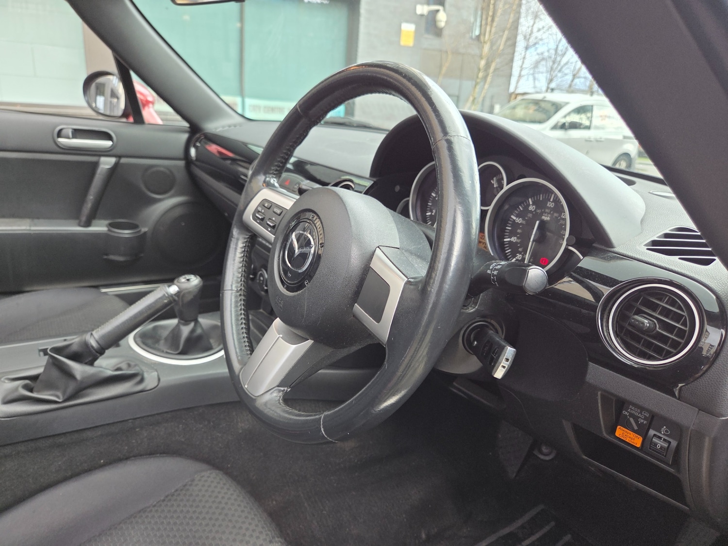 Used Mazda MX-5 2006 for sale - 77520130: Photo 9