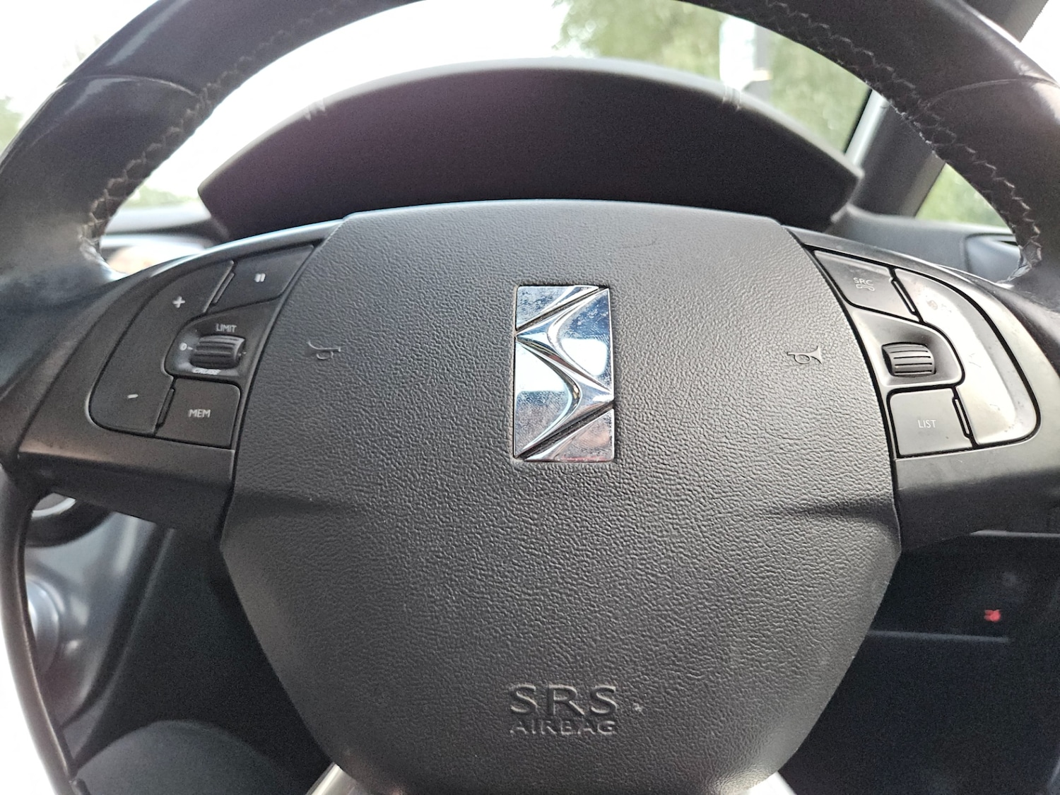 Used Citroen DS5 2012 for sale - 77809515: Photo 16