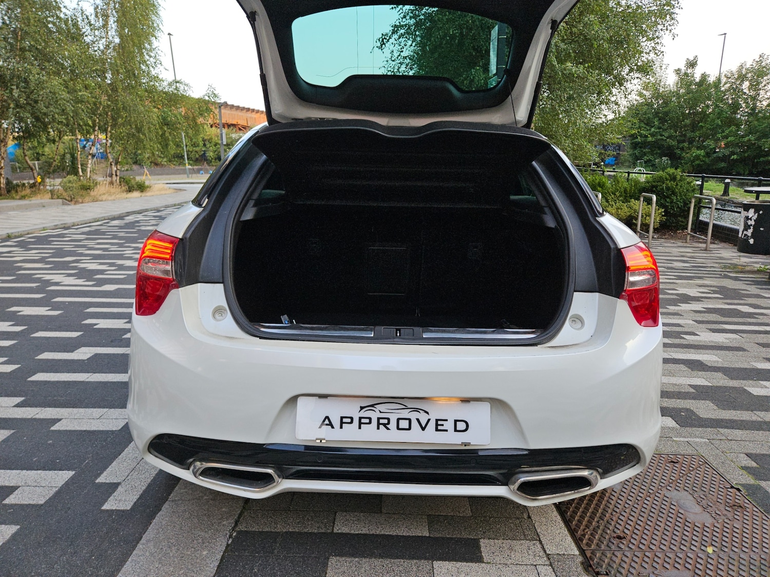 Used Citroen DS5 2012 for sale - 77809515: Photo 9