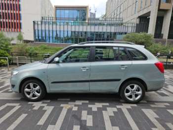 2011 (60) - 1.6 TDI CR 105 SE 5dr