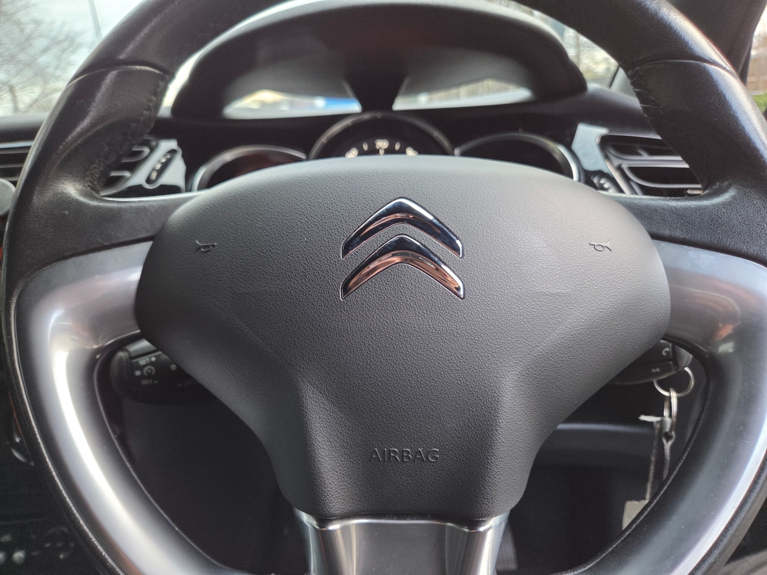 Used Citroen DS3 2013 for sale - 77230696: Photo 11