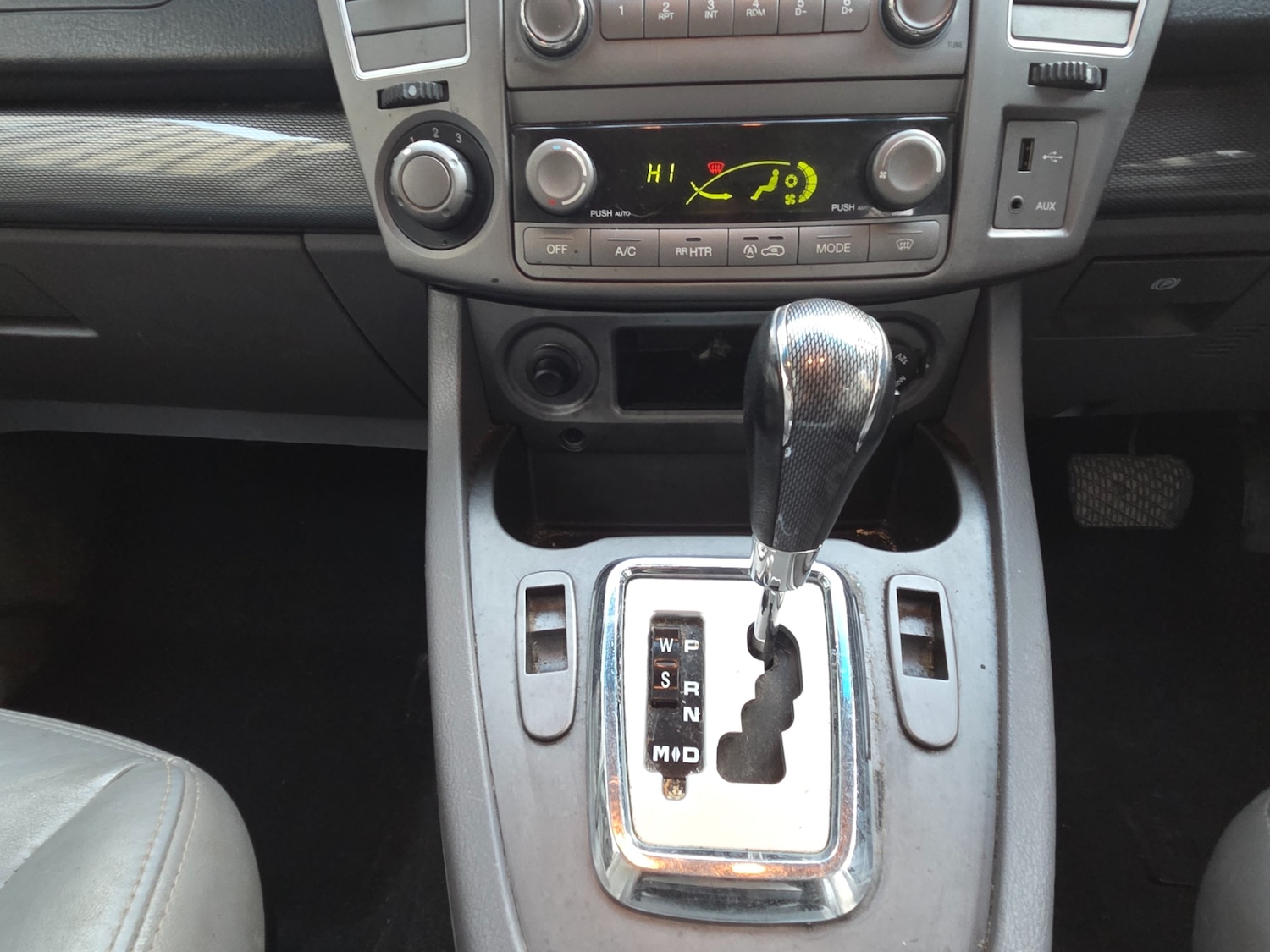 Used Ssangyong Turismo 2015 for sale - 76963104: Photo 13