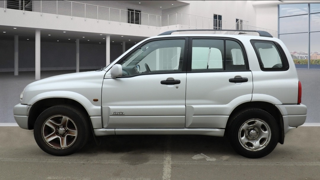 Used Suzuki Grand Vitara 2005 for sale - 77565180: Photo 2