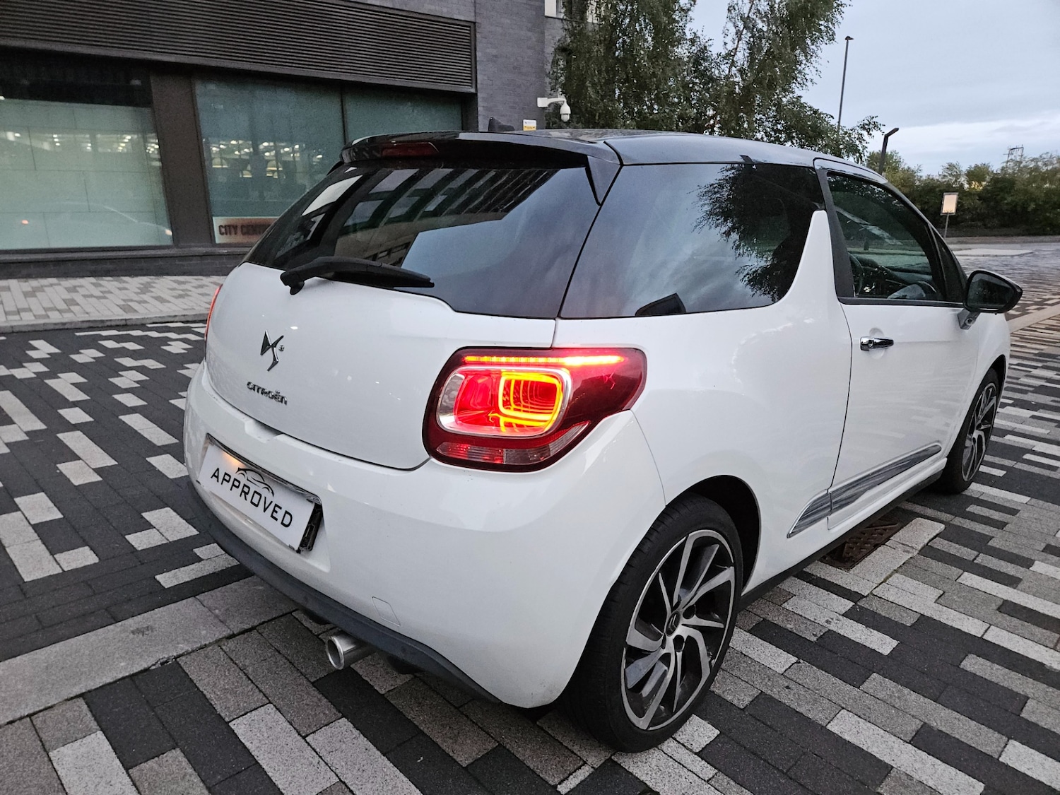 Vehicle 3