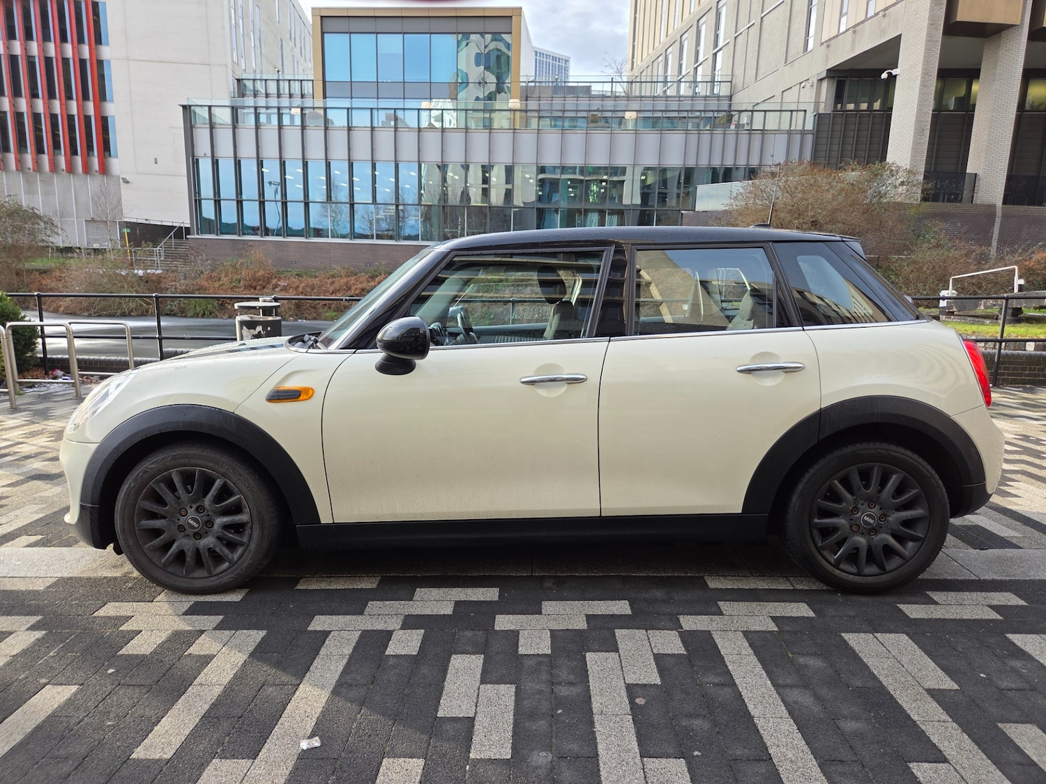 Used MINI Hatch 2015 for sale - 77101415: Photo 1