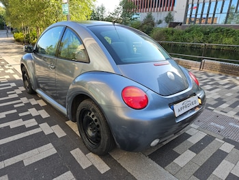 Used Volkswagen Beetle 2005 for sale - 75457994: Photo