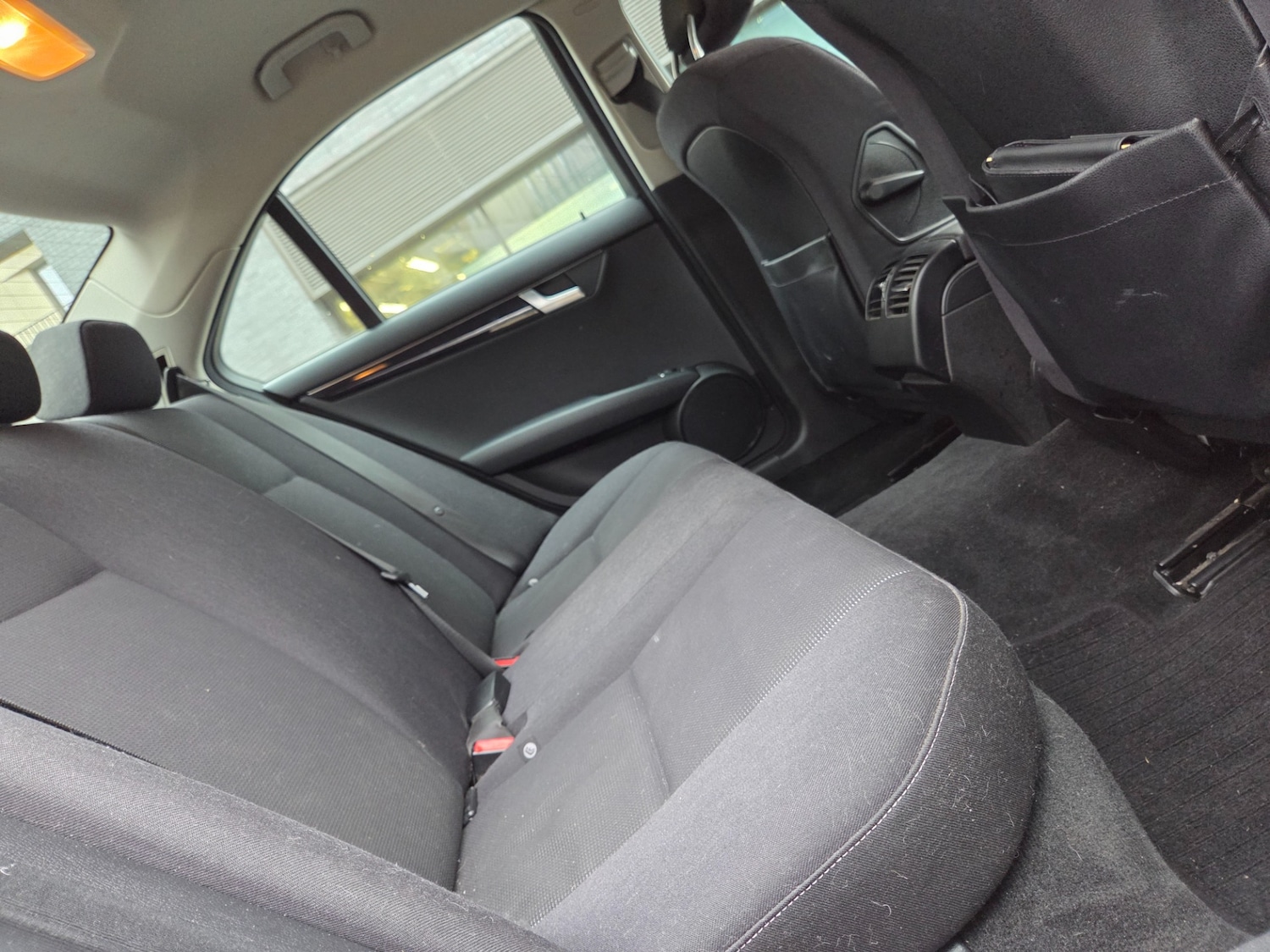 Used Mercedes-Benz C Class 2011 for sale - 77696869: Photo 8