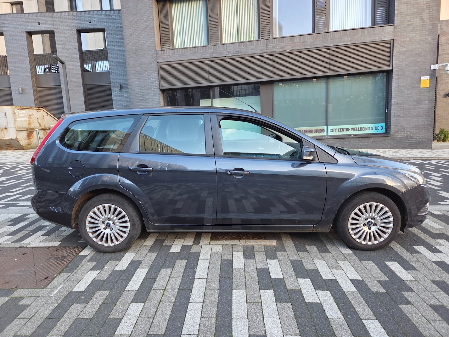 Used Ford Focus 2010 for sale - 76911303: Photo 18