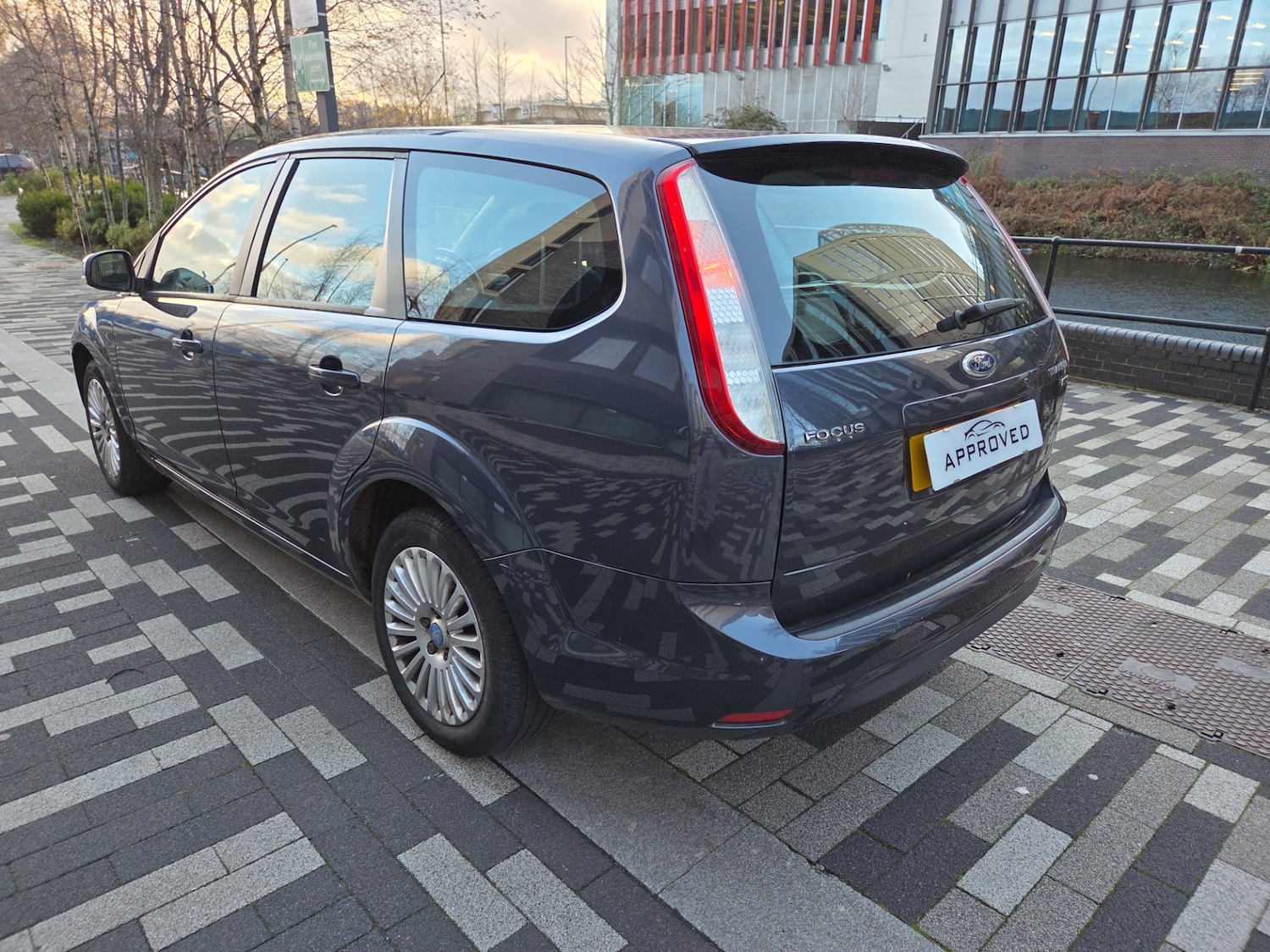 Used Ford Focus 2010 for sale - 76911303: Photo 20