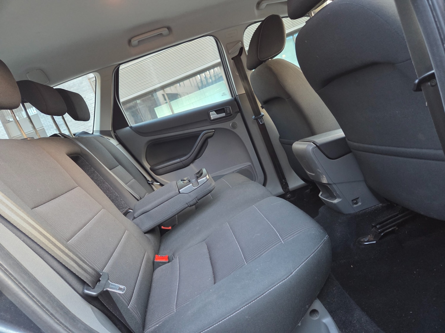 Used Ford Focus 2010 for sale - 76911303: Photo 7