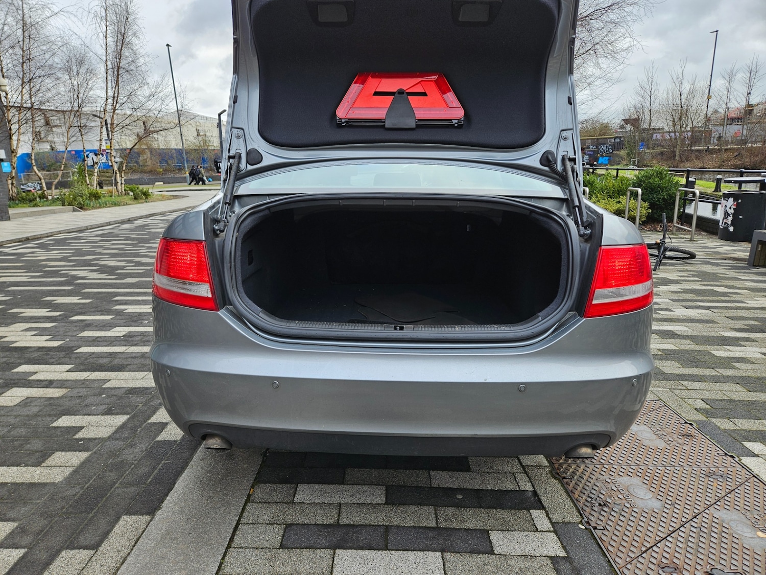 Vehicle 6