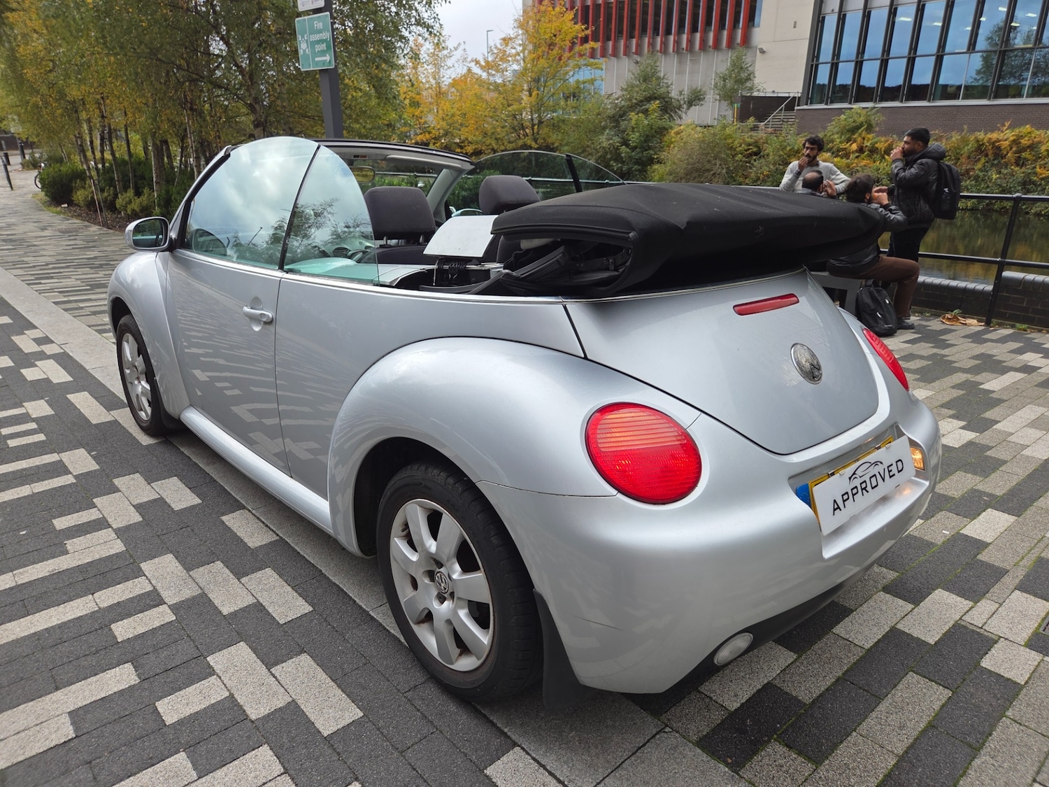 Used Volkswagen Beetle 2003 for sale - 76421895: Photo 3