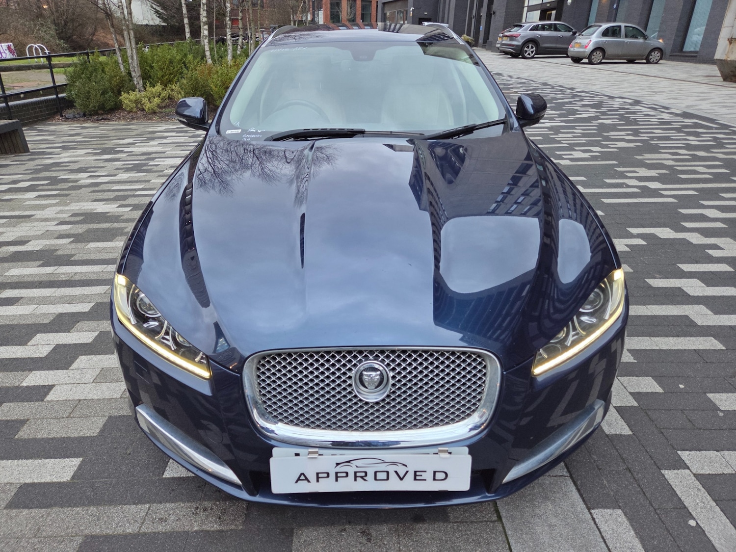 Used Jaguar XF 2013 for sale - 77670267: Photo 4