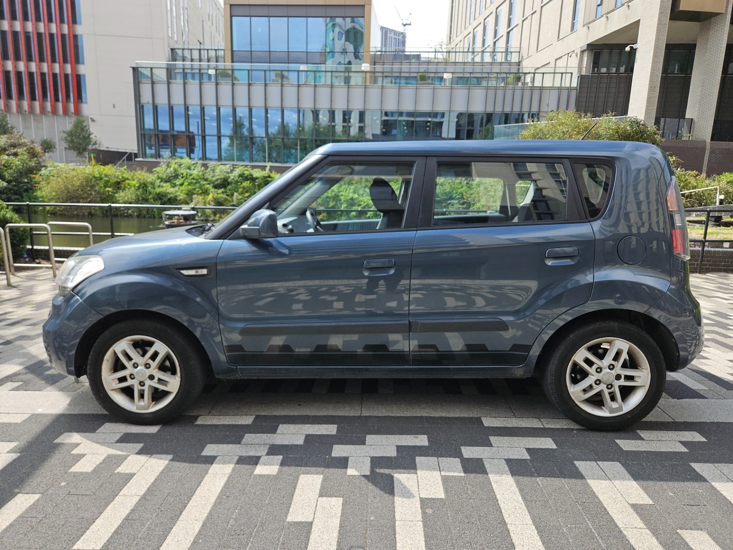 Vehicle 1