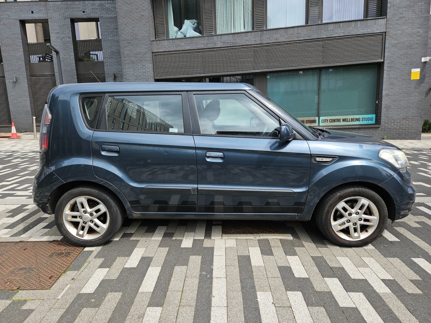Vehicle 14