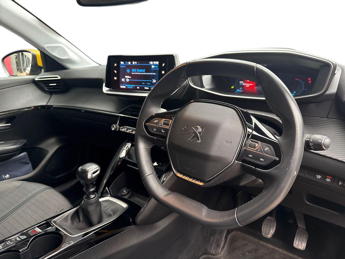 Used Peugeot 208 2021 for sale - 76871186: Photo 3