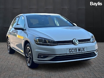 Used Volkswagen Golf 2019 for sale - 75605746: Photo