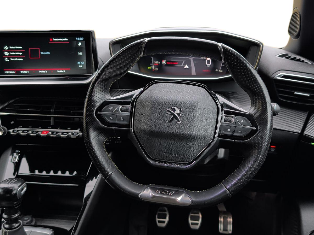 Used Peugeot 2008 2022 for sale - 76870950: Photo 12