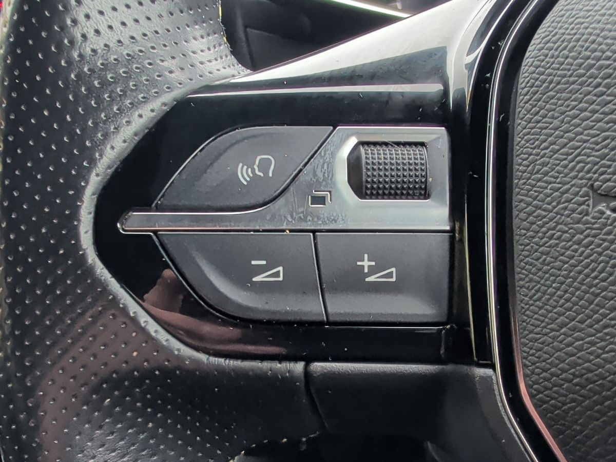 Used Peugeot 2008 2022 for sale - 76870950: Photo 22