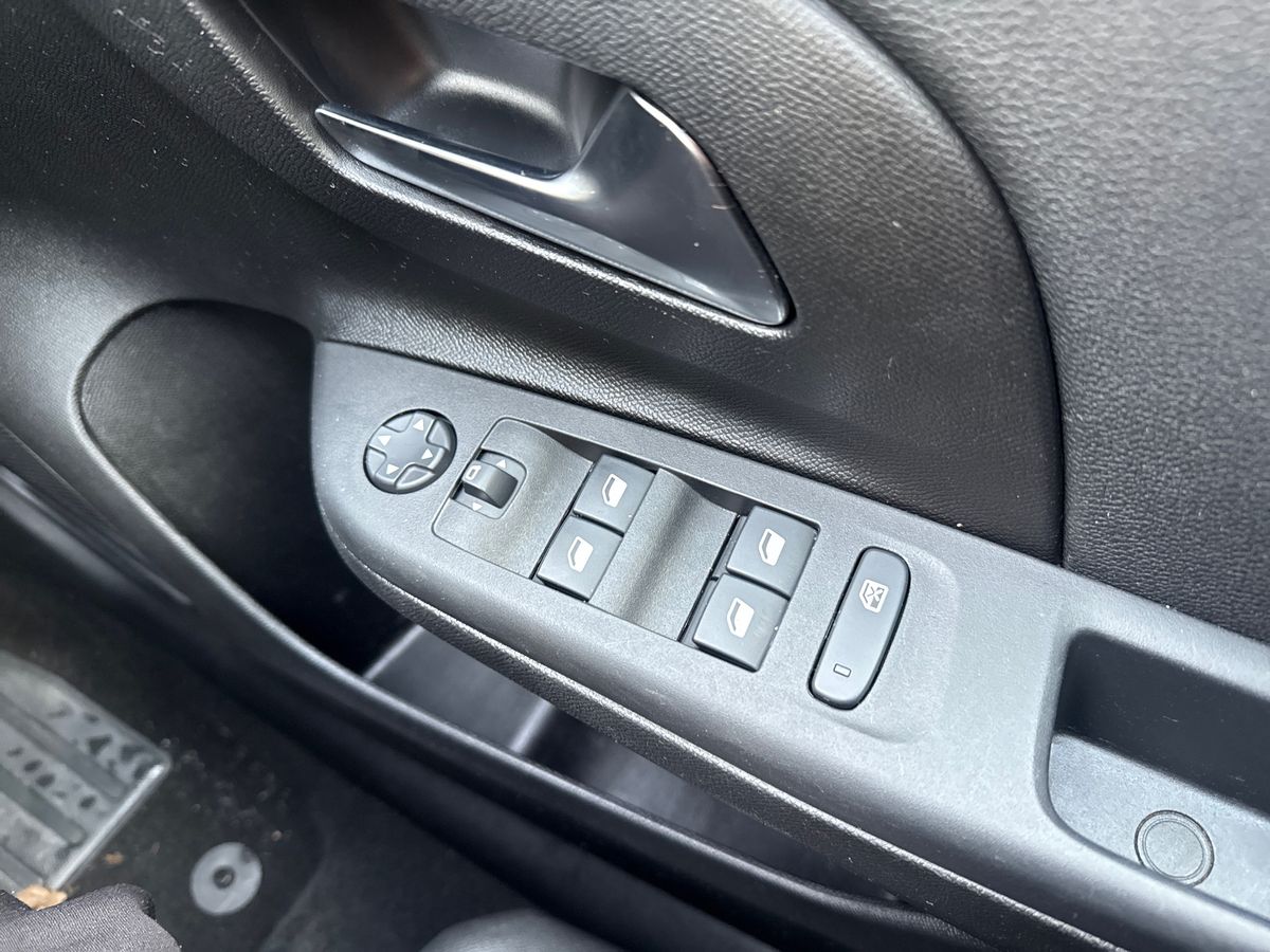 Used Vauxhall Corsa 2024 for sale - 77160735: Photo 17